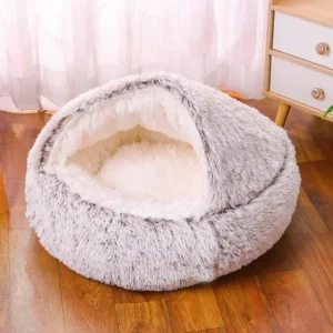winter dog Plush Round Be